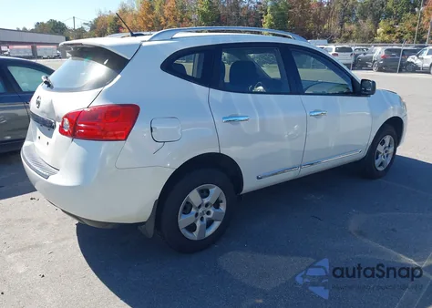 2015 Nissan Rogue Select S z USA, uszkodzony, nr VIN JN8AS5MT4FW674341